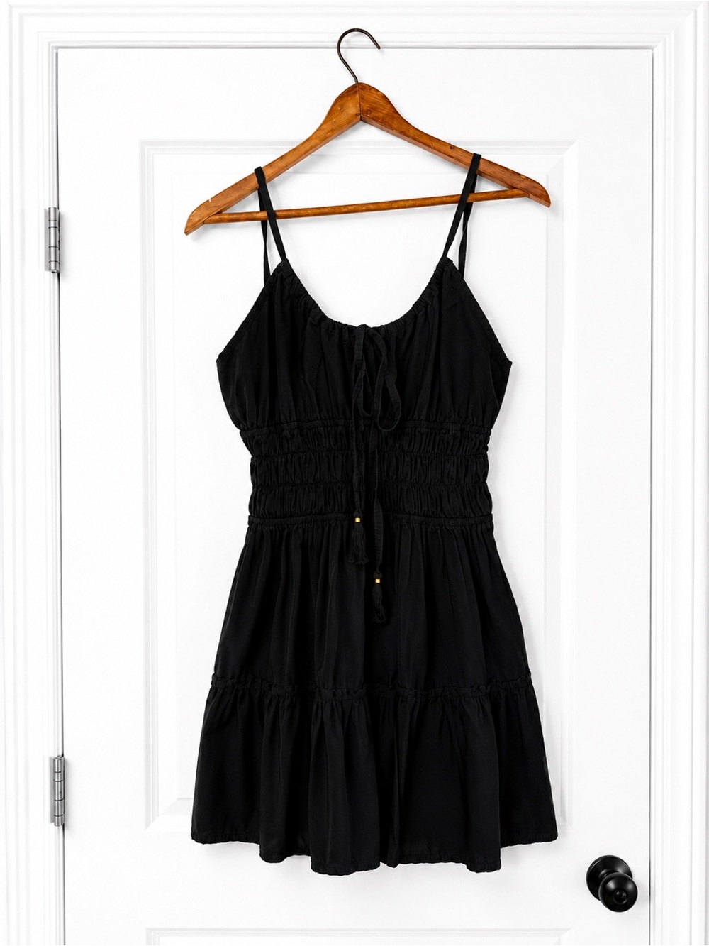 BeachGold Black Smocked Tiered Mini Dress Size Large